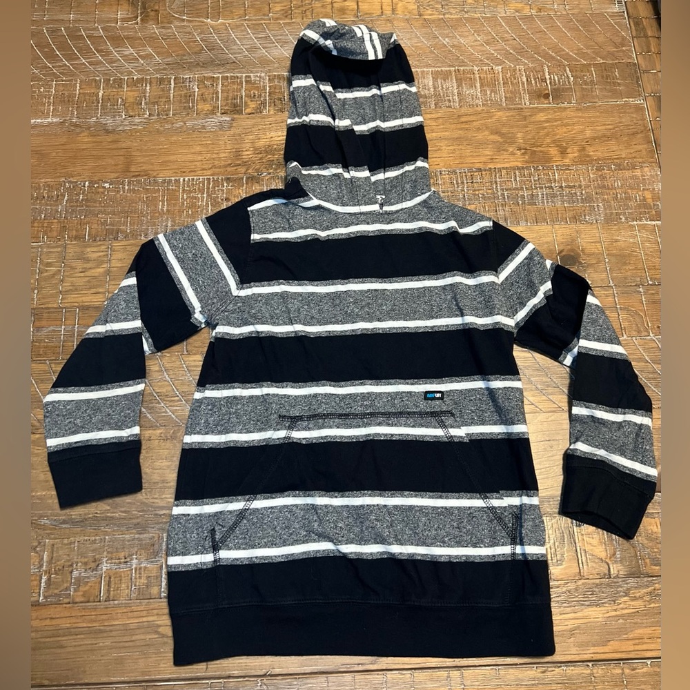 Amplify Striped Shirt Size Small Kangaroo Pocket Long Sleeve Hooded Tee